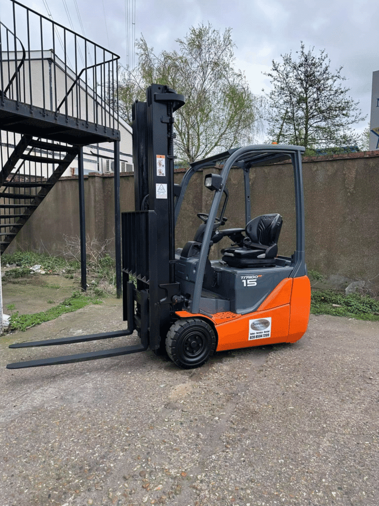 forklift hire